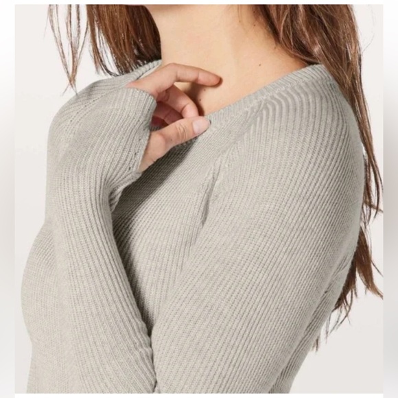 Lululemon Cabin Yogi Long Sleeve Bamboo & Cashmere Athleisure Sweater - Picture 11 of 12